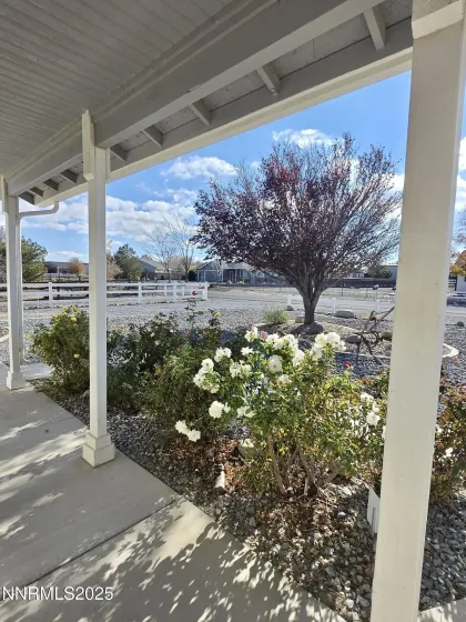 2880 Horseshoe, Fernley, Nevada 89408, 3 Bedrooms Bedrooms, ,2 BathroomsBathrooms,Residential,Residential,Horseshoe,250058574