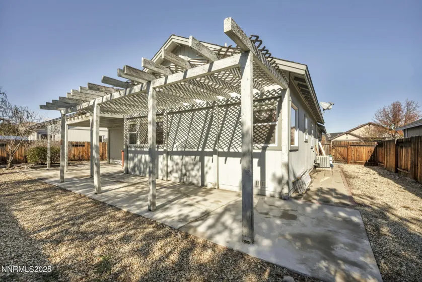 1031 Village Knoll, Sparks, Nevada 89436, 2 Bedrooms Bedrooms, ,2 BathroomsBathrooms,Residential,Residential,Village Knoll,250058575