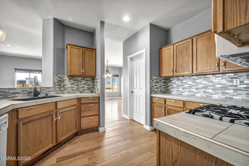 1031 Village Knoll, Sparks, Nevada 89436, 2 Bedrooms Bedrooms, ,2 BathroomsBathrooms,Residential,Residential,Village Knoll,250058575