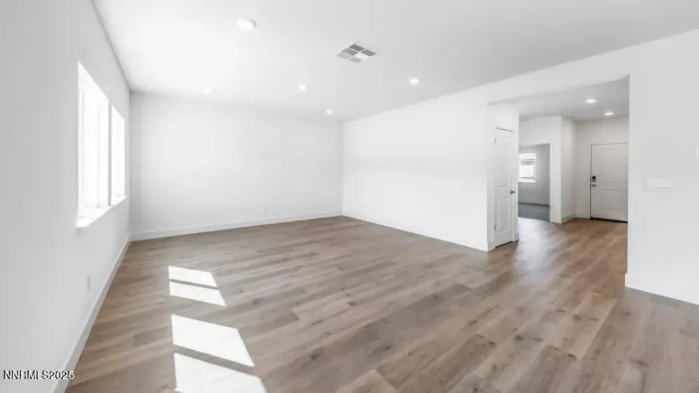 4358 Painted Cloud, Sparks, Nevada 89436, 4 Bedrooms Bedrooms, ,3 BathroomsBathrooms,Residential,Residential,Painted Cloud,250058581