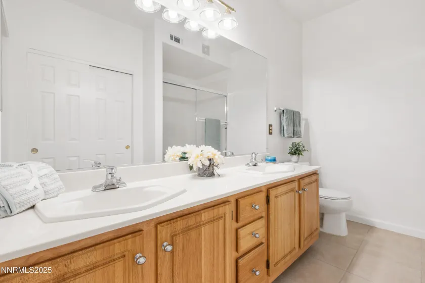 900 Meadows, Reno, Nevada 89521, 2 Bedrooms Bedrooms, ,2 BathroomsBathrooms,Residential,Residential,Meadows,250058585