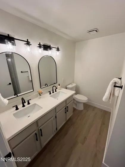 8602 Strutter, Reno, Nevada 89506, 3 Bedrooms Bedrooms, ,2 BathroomsBathrooms,Residential,Residential,Strutter,250058586