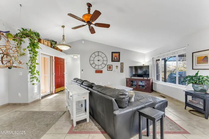 230 Sunlit, Spanish Springs, Nevada 89441, 3 Bedrooms Bedrooms, ,3 BathroomsBathrooms,Residential,Residential,Sunlit,250058587