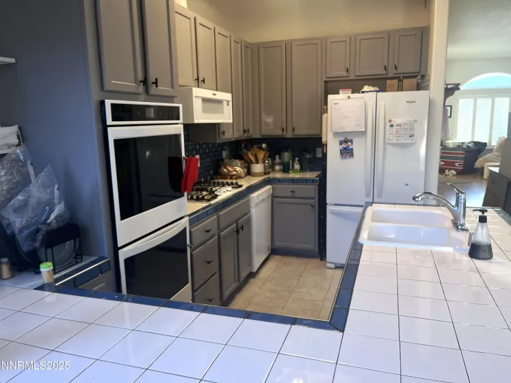 1310 Chichester, Gardnerville, Nevada 89410, 4 Bedrooms Bedrooms, ,2 BathroomsBathrooms,Residential,Residential,Chichester,250058588