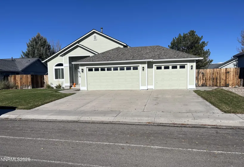 1310 Chichester, Gardnerville, Nevada 89410, 4 Bedrooms Bedrooms, ,2 BathroomsBathrooms,Residential,Residential,Chichester,250058588