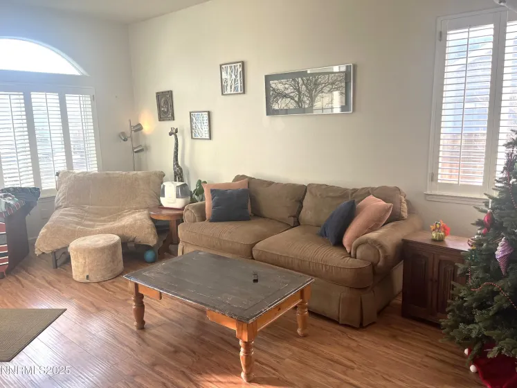 1310 Chichester, Gardnerville, Nevada 89410, 4 Bedrooms Bedrooms, ,2 BathroomsBathrooms,Residential,Residential,Chichester,250058588