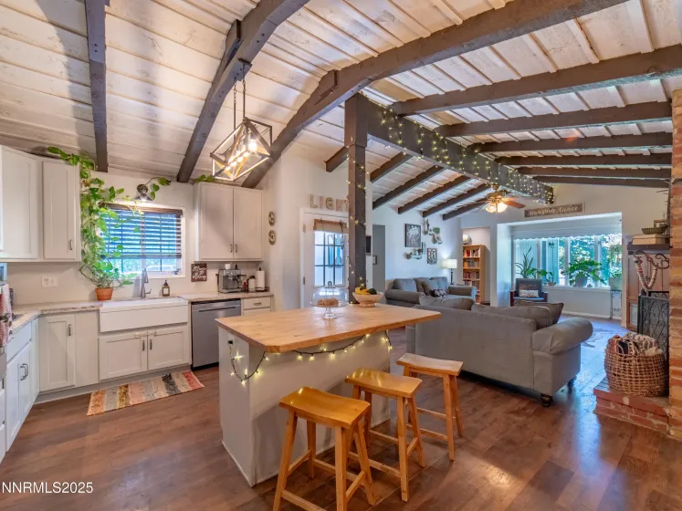 3687 Shawnee, Carson City, Nevada 89705, 4 Bedrooms Bedrooms, ,2 BathroomsBathrooms,Residential,Residential,Shawnee,250053663