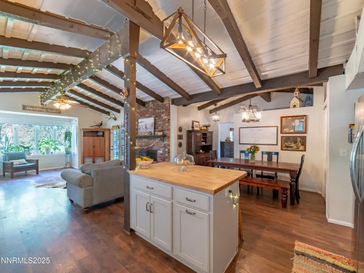 3687 Shawnee, Carson City, Nevada 89705, 4 Bedrooms Bedrooms, ,2 BathroomsBathrooms,Residential,Residential,Shawnee,250053663