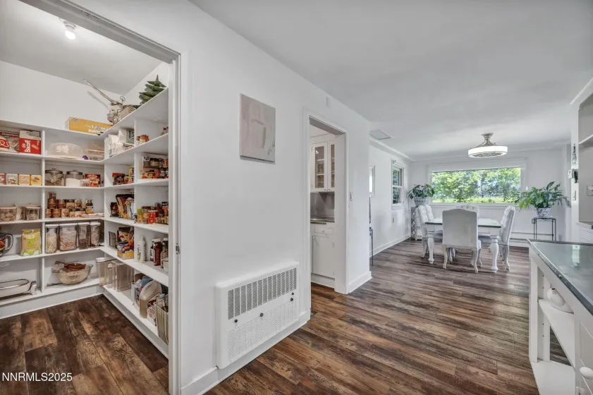 125 Greenridge, Reno, Nevada 89509, 6 Bedrooms Bedrooms, ,7 BathroomsBathrooms,Residential,Residential,Greenridge,250050264