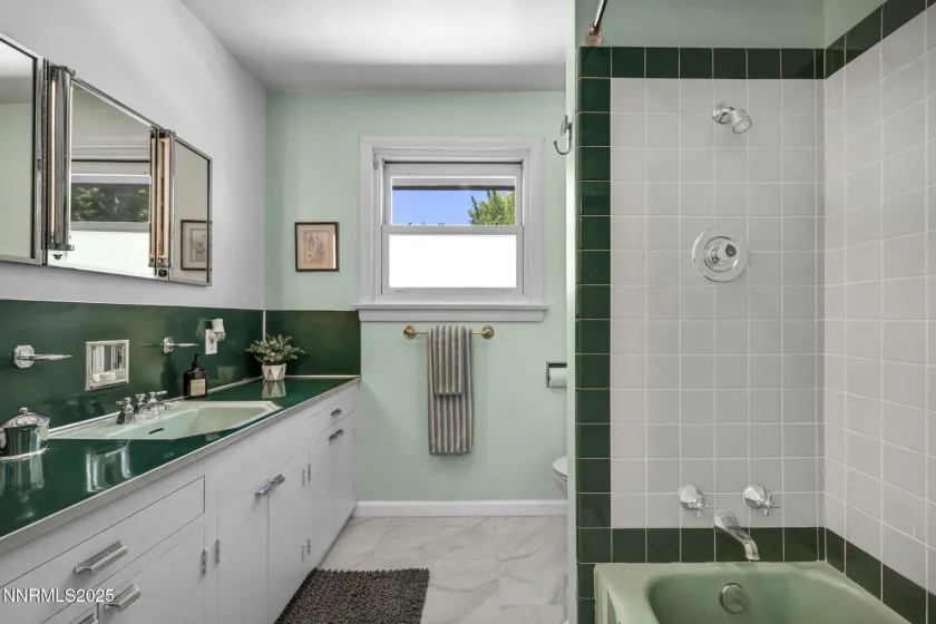 125 Greenridge, Reno, Nevada 89509, 6 Bedrooms Bedrooms, ,7 BathroomsBathrooms,Residential,Residential,Greenridge,250050264