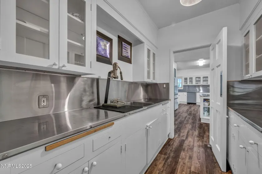 125 Greenridge, Reno, Nevada 89509, 6 Bedrooms Bedrooms, ,7 BathroomsBathrooms,Residential,Residential,Greenridge,250050264