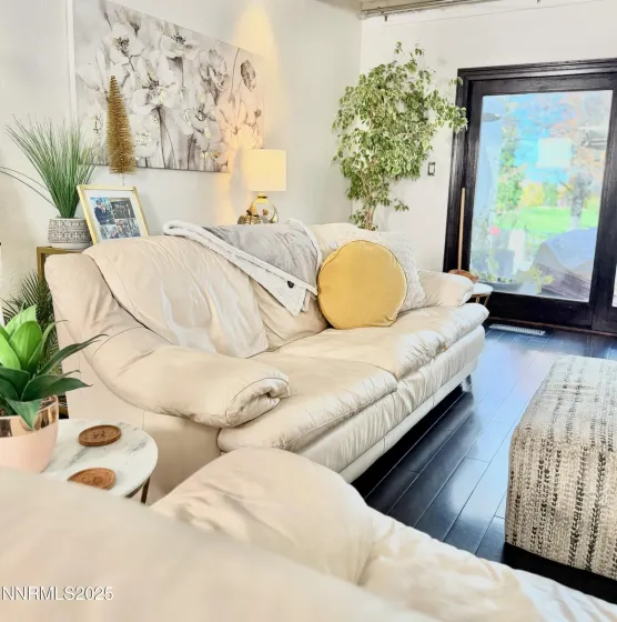 5012 Lakeridge, Reno, Nevada 89509, 2 Bedrooms Bedrooms, ,2 BathroomsBathrooms,Residential,Residential,Lakeridge,250058589