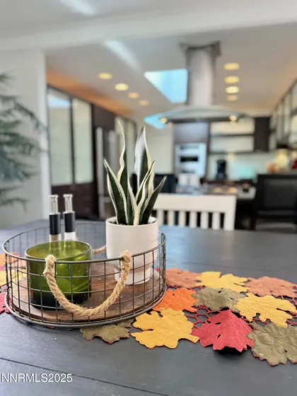 5012 Lakeridge, Reno, Nevada 89509, 2 Bedrooms Bedrooms, ,2 BathroomsBathrooms,Residential,Residential,Lakeridge,250058589