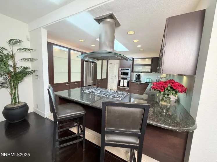 5012 Lakeridge, Reno, Nevada 89509, 2 Bedrooms Bedrooms, ,2 BathroomsBathrooms,Residential,Residential,Lakeridge,250058589