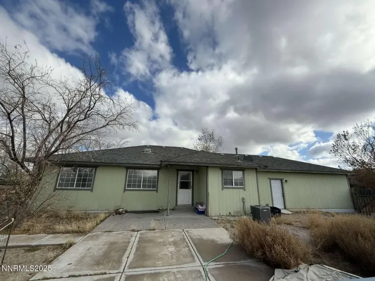 5212 Toyon, Fallon, Nevada 89406, 3 Bedrooms Bedrooms, ,2 BathroomsBathrooms,Residential,Residential,Toyon,250058596