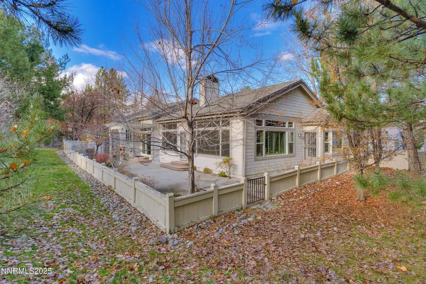 4052 Caughlin Creek, Reno, Nevada 89519, 2 Bedrooms Bedrooms, ,3 BathroomsBathrooms,Residential,Residential,Caughlin Creek,250058597