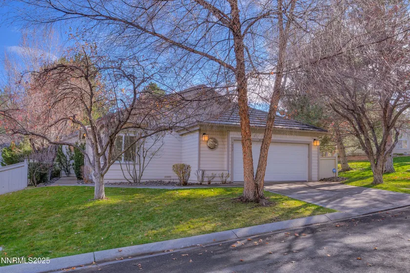 4052 Caughlin Creek, Reno, Nevada 89519, 2 Bedrooms Bedrooms, ,3 BathroomsBathrooms,Residential,Residential,Caughlin Creek,250058597