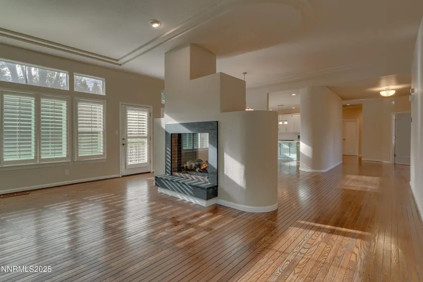 4052 Caughlin Creek, Reno, Nevada 89519, 2 Bedrooms Bedrooms, ,3 BathroomsBathrooms,Residential,Residential,Caughlin Creek,250058597