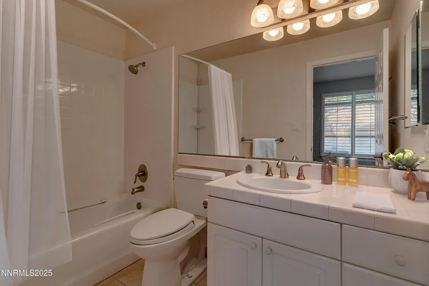 4052 Caughlin Creek, Reno, Nevada 89519, 2 Bedrooms Bedrooms, ,3 BathroomsBathrooms,Residential,Residential,Caughlin Creek,250058597