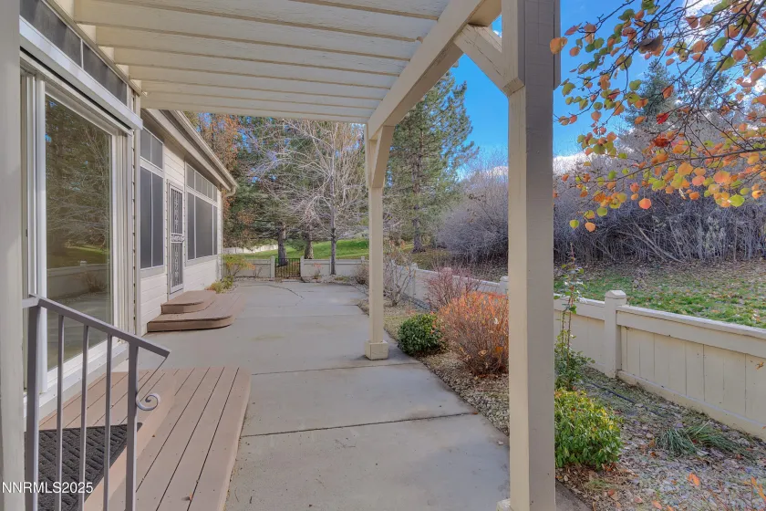 4052 Caughlin Creek, Reno, Nevada 89519, 2 Bedrooms Bedrooms, ,3 BathroomsBathrooms,Residential,Residential,Caughlin Creek,250058597