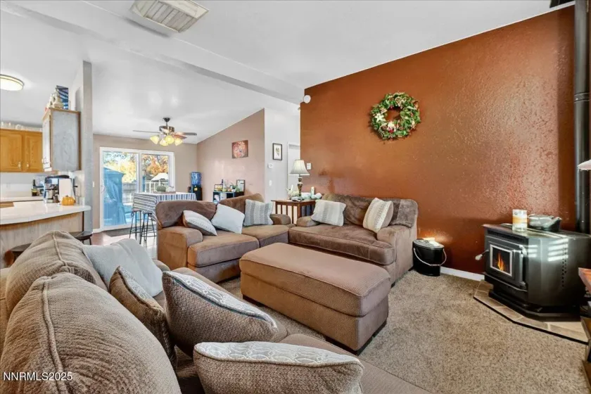 1200 Ernst, Fallon, Nevada 89406, 3 Bedrooms Bedrooms, ,2 BathroomsBathrooms,Residential,Residential,Ernst,250058598