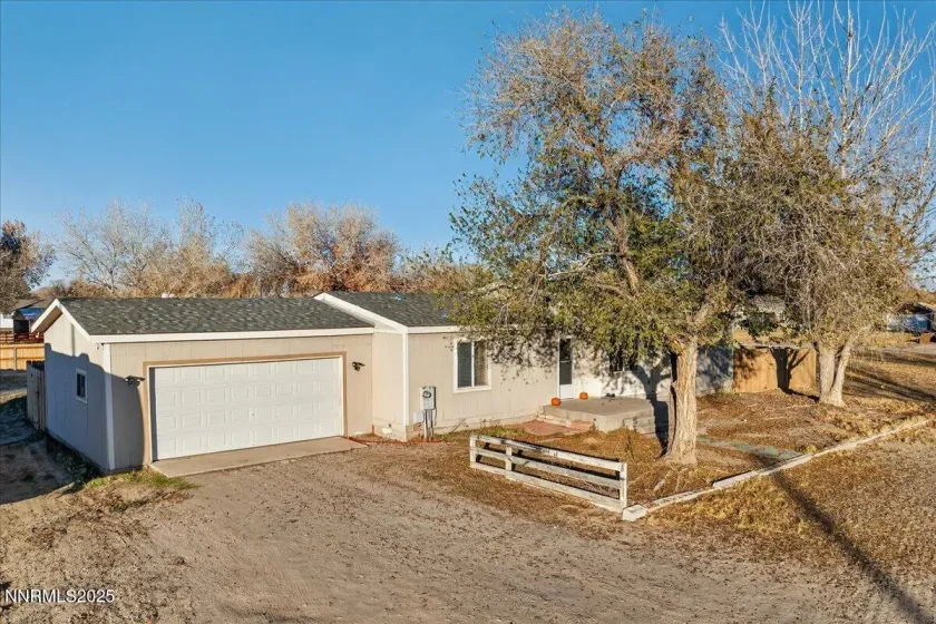 1200 Ernst, Fallon, Nevada 89406, 3 Bedrooms Bedrooms, ,2 BathroomsBathrooms,Residential,Residential,Ernst,250058598