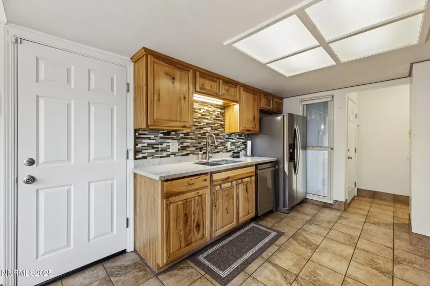 3295 Sandra, Reno, Nevada 89503, 3 Bedrooms Bedrooms, ,2 BathroomsBathrooms,Residential,Residential,Sandra,250058615