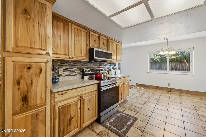 3295 Sandra, Reno, Nevada 89503, 3 Bedrooms Bedrooms, ,2 BathroomsBathrooms,Residential,Residential,Sandra,250058615