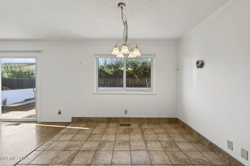 3295 Sandra, Reno, Nevada 89503, 3 Bedrooms Bedrooms, ,2 BathroomsBathrooms,Residential,Residential,Sandra,250058615