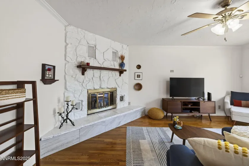 3295 Sandra, Reno, Nevada 89503, 3 Bedrooms Bedrooms, ,2 BathroomsBathrooms,Residential,Residential,Sandra,250058615