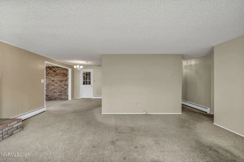 1832 Pyrenees, Carson City, Nevada 89703, 3 Bedrooms Bedrooms, ,2 BathroomsBathrooms,Residential,Residential,Pyrenees,250058618