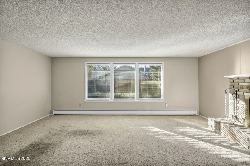 1832 Pyrenees, Carson City, Nevada 89703, 3 Bedrooms Bedrooms, ,2 BathroomsBathrooms,Residential,Residential,Pyrenees,250058618