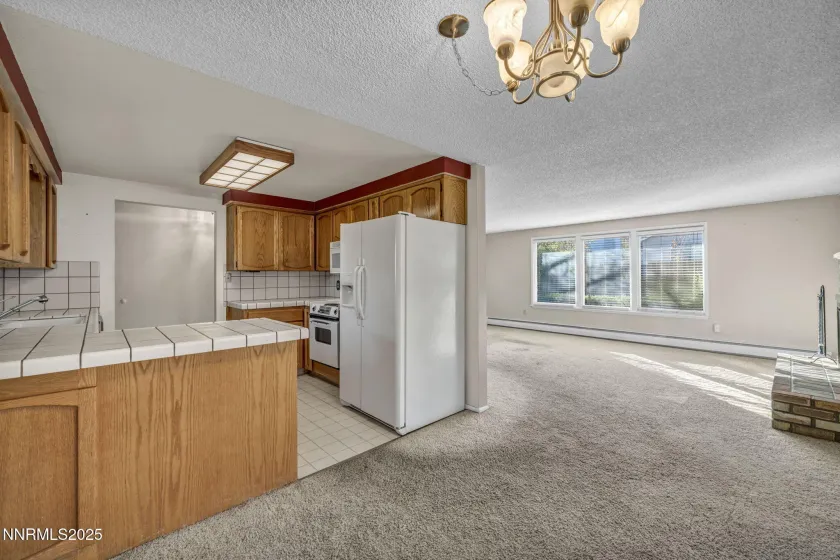 1832 Pyrenees, Carson City, Nevada 89703, 3 Bedrooms Bedrooms, ,2 BathroomsBathrooms,Residential,Residential,Pyrenees,250058618