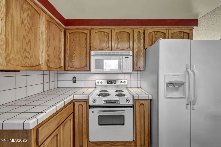 1832 Pyrenees, Carson City, Nevada 89703, 3 Bedrooms Bedrooms, ,2 BathroomsBathrooms,Residential,Residential,Pyrenees,250058618