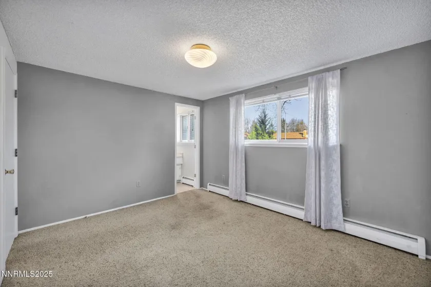 1832 Pyrenees, Carson City, Nevada 89703, 3 Bedrooms Bedrooms, ,2 BathroomsBathrooms,Residential,Residential,Pyrenees,250058618