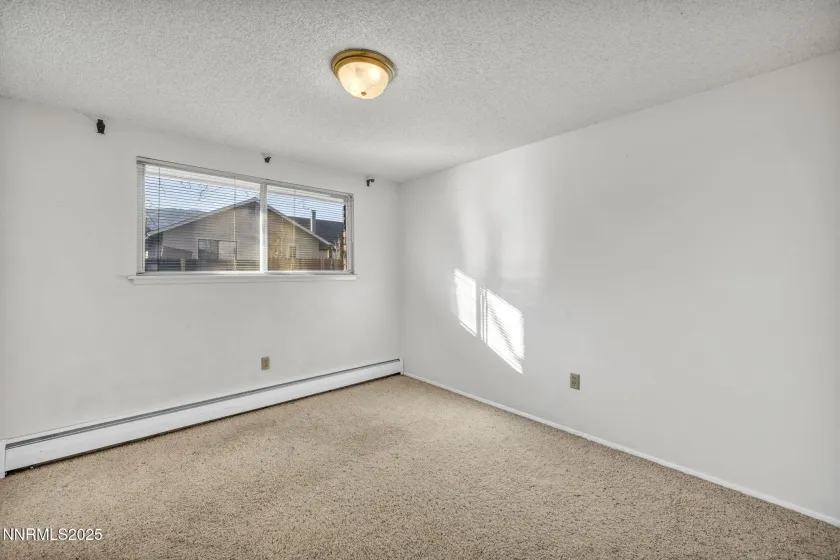 1832 Pyrenees, Carson City, Nevada 89703, 3 Bedrooms Bedrooms, ,2 BathroomsBathrooms,Residential,Residential,Pyrenees,250058618