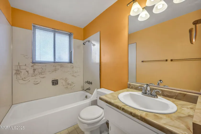 1832 Pyrenees, Carson City, Nevada 89703, 3 Bedrooms Bedrooms, ,2 BathroomsBathrooms,Residential,Residential,Pyrenees,250058618