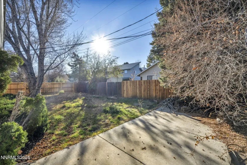 1832 Pyrenees, Carson City, Nevada 89703, 3 Bedrooms Bedrooms, ,2 BathroomsBathrooms,Residential,Residential,Pyrenees,250058618