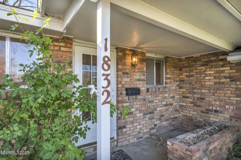 1832 Pyrenees, Carson City, Nevada 89703, 3 Bedrooms Bedrooms, ,2 BathroomsBathrooms,Residential,Residential,Pyrenees,250058618