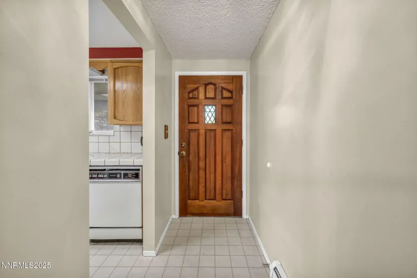 1832 Pyrenees, Carson City, Nevada 89703, 3 Bedrooms Bedrooms, ,2 BathroomsBathrooms,Residential,Residential,Pyrenees,250058618