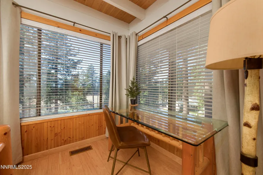 233 Clubhouse, Zephyr Cove, Nevada 89448, 3 Bedrooms Bedrooms, ,4 BathroomsBathrooms,Residential,Residential,Clubhouse,250058620