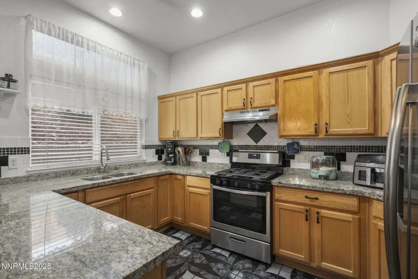 2756 Table Rock, Carson City, Nevada 89706, 3 Bedrooms Bedrooms, ,2 BathroomsBathrooms,Residential,Residential,Table Rock,250058621