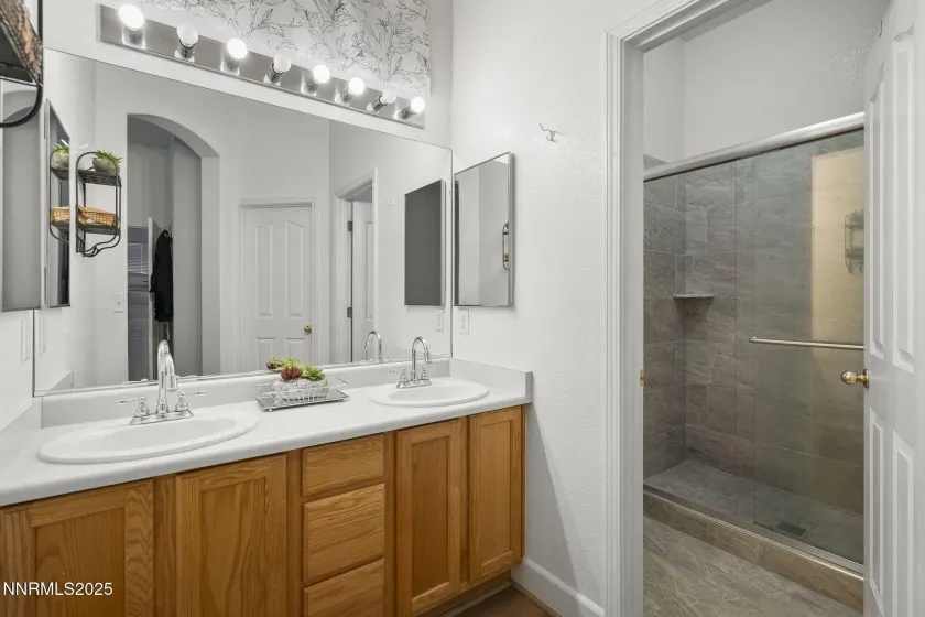 2756 Table Rock, Carson City, Nevada 89706, 3 Bedrooms Bedrooms, ,2 BathroomsBathrooms,Residential,Residential,Table Rock,250058621