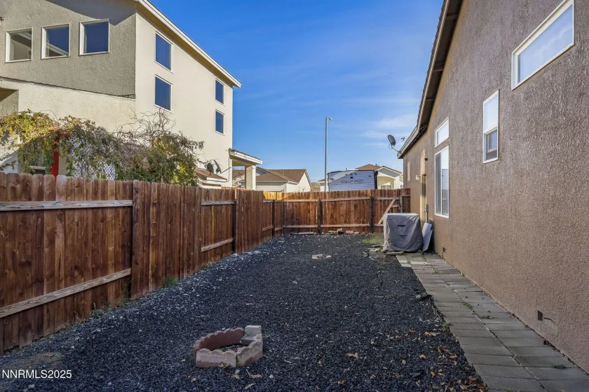 2756 Table Rock, Carson City, Nevada 89706, 3 Bedrooms Bedrooms, ,2 BathroomsBathrooms,Residential,Residential,Table Rock,250058621