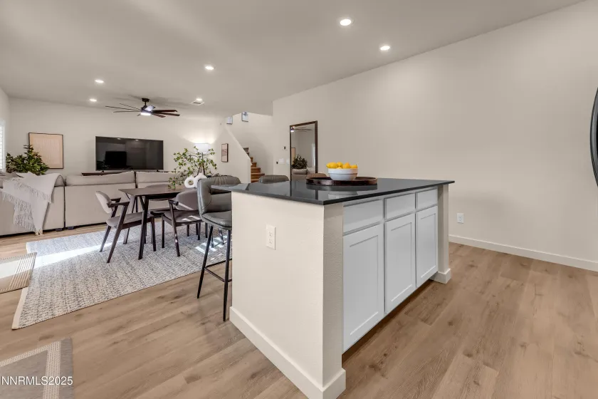 7754 Wandering, Reno, Nevada 89506, 4 Bedrooms Bedrooms, ,3 BathroomsBathrooms,Residential,Residential,Wandering,250058625