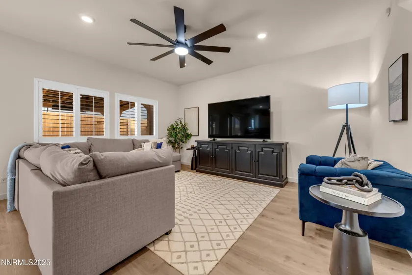 7754 Wandering, Reno, Nevada 89506, 4 Bedrooms Bedrooms, ,3 BathroomsBathrooms,Residential,Residential,Wandering,250058625