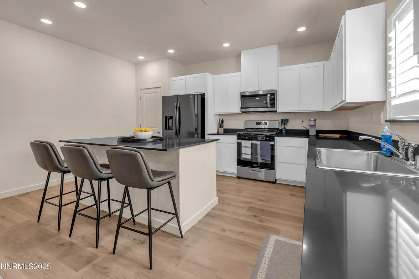 7754 Wandering, Reno, Nevada 89506, 4 Bedrooms Bedrooms, ,3 BathroomsBathrooms,Residential,Residential,Wandering,250058625