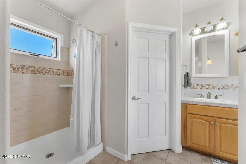 400 Britt, Reno, Nevada 89508, 3 Bedrooms Bedrooms, ,3 BathroomsBathrooms,Residential,Residential,Britt,250051635