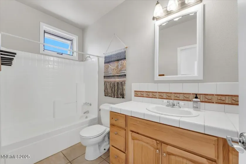 400 Britt, Reno, Nevada 89508, 3 Bedrooms Bedrooms, ,3 BathroomsBathrooms,Residential,Residential,Britt,250051635