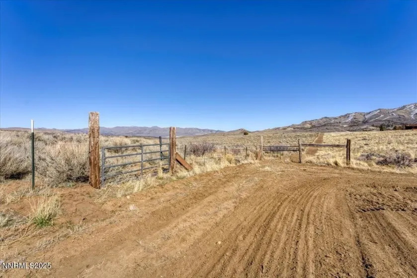 400 Britt, Reno, Nevada 89508, 3 Bedrooms Bedrooms, ,3 BathroomsBathrooms,Residential,Residential,Britt,250051635